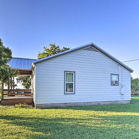 House On Cattle Farm Central To Temple And Waco Lorena Exteriör bild