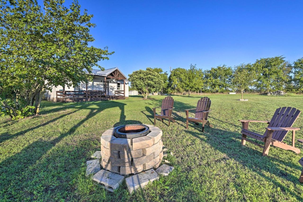House On Cattle Farm Central To Temple And Waco Lorena Exteriör bild