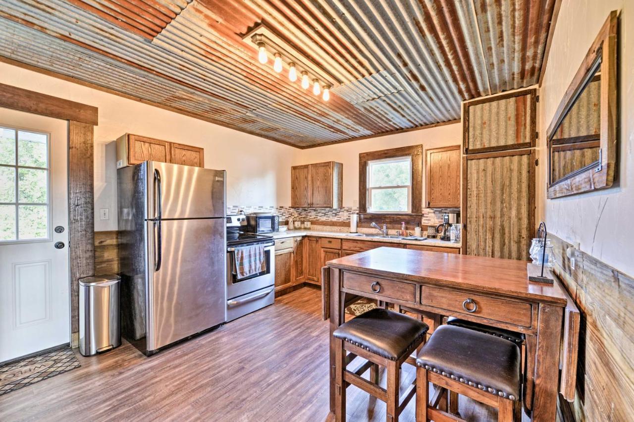 House On Cattle Farm Central To Temple And Waco Lorena Exteriör bild